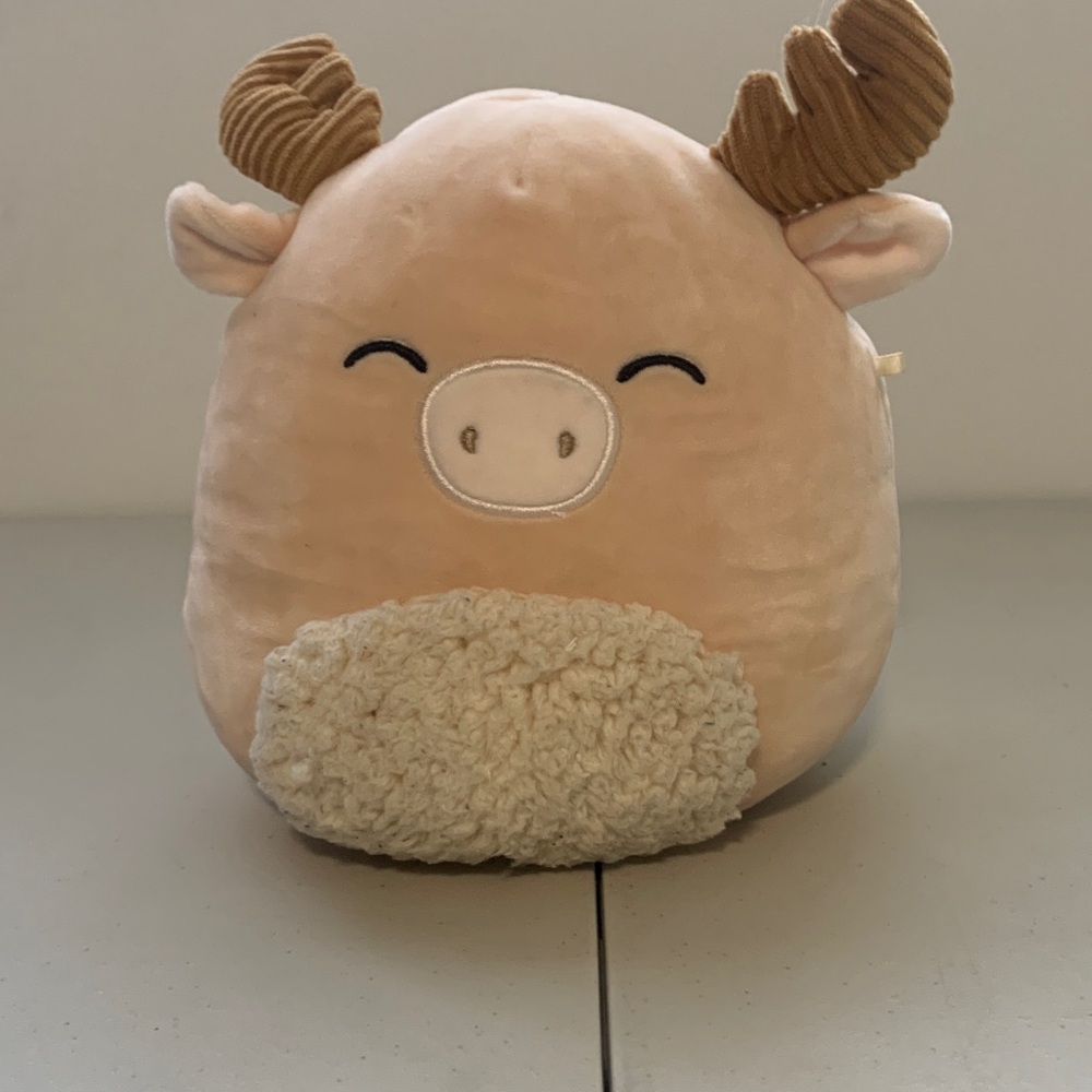 10” Ike The Moose Squishmallow